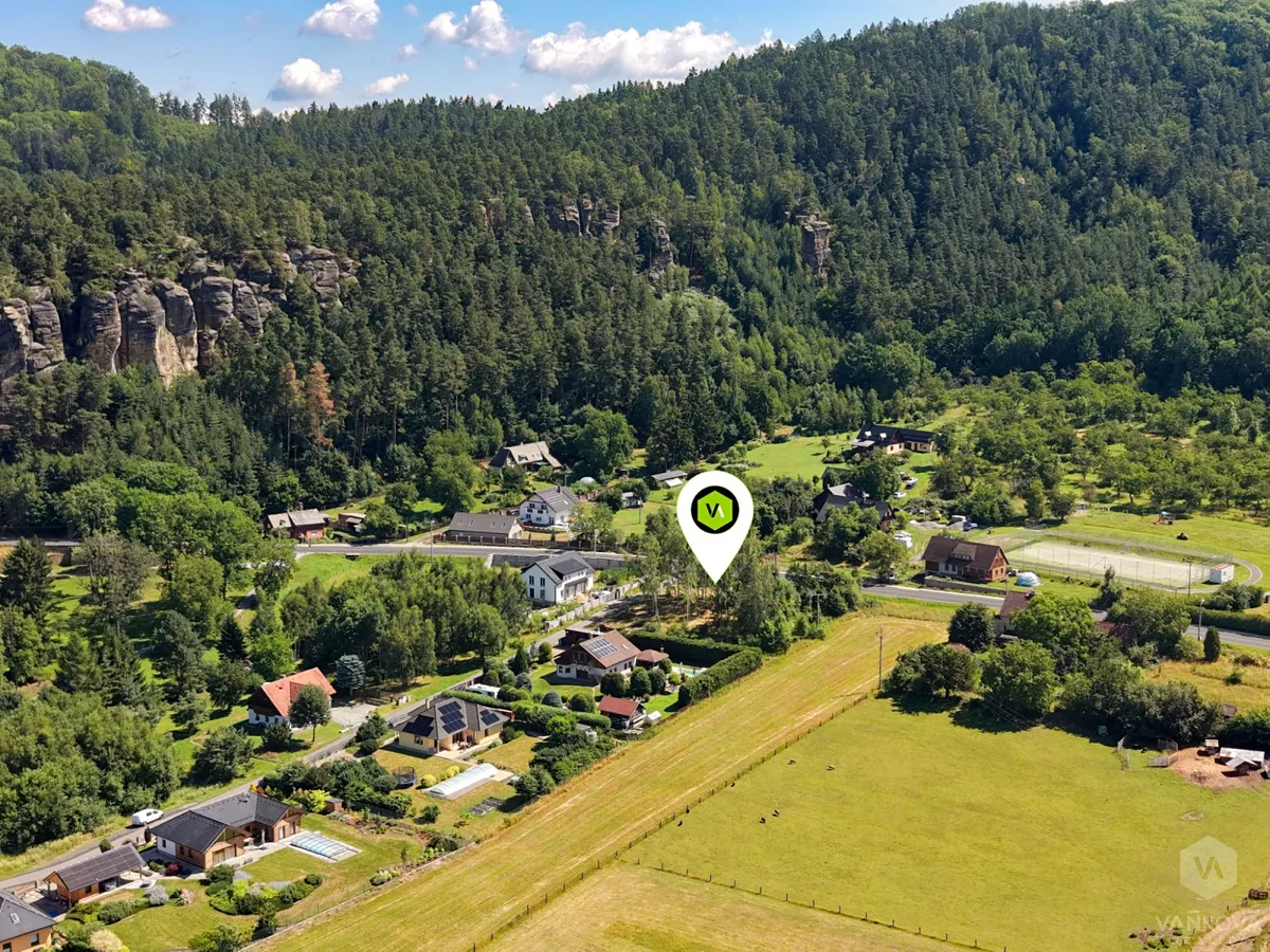 Prodej stavebního pozemku 2100 m²