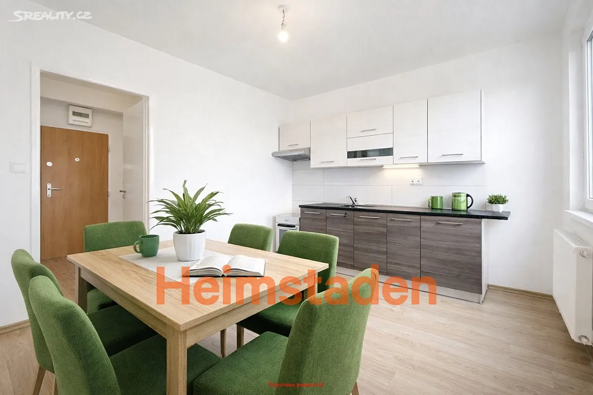 Pronájem bytu 1+1 38 m² - Widok 2