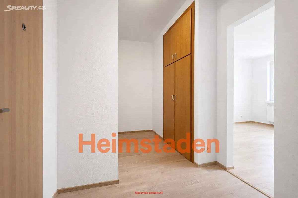 Pronájem bytu 1+kk 35 m² – pohled 3