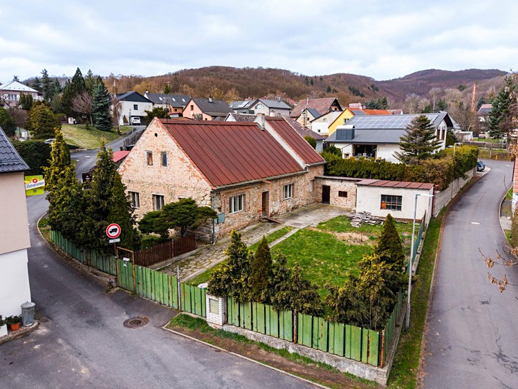 Будинок на продаж, 105 м² (1 з 8)