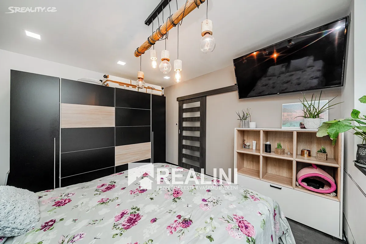 Pronájem bytu 2+1 56 m² – další