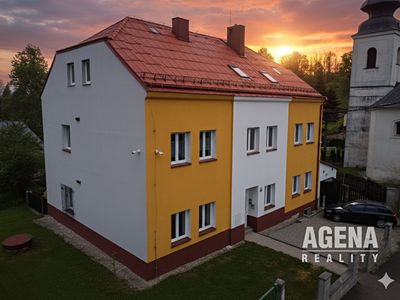 Prodej rodinného domu 360 m², pozemek 464 m²