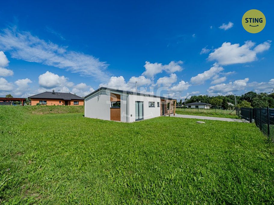Prodej rodinného domu 130 m², pozemek 1233 m² – fotografie 3