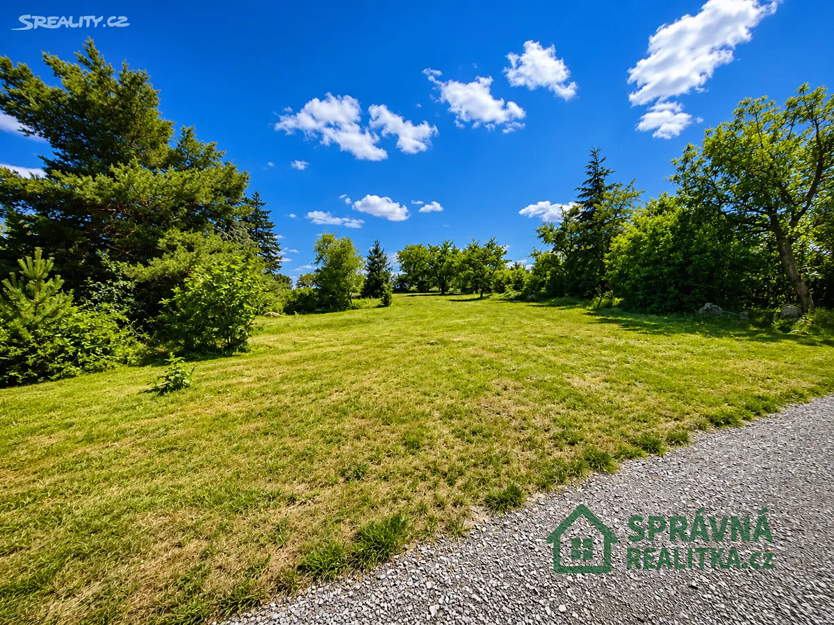 Prodej stavebního pozemku 750 m² - Widok 5