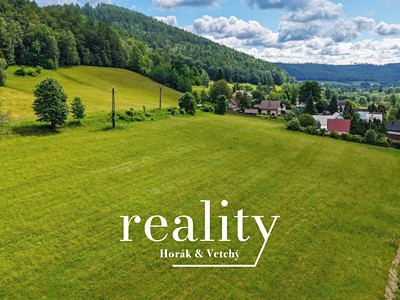 Prodej  stavebního pozemku 8 250 m²