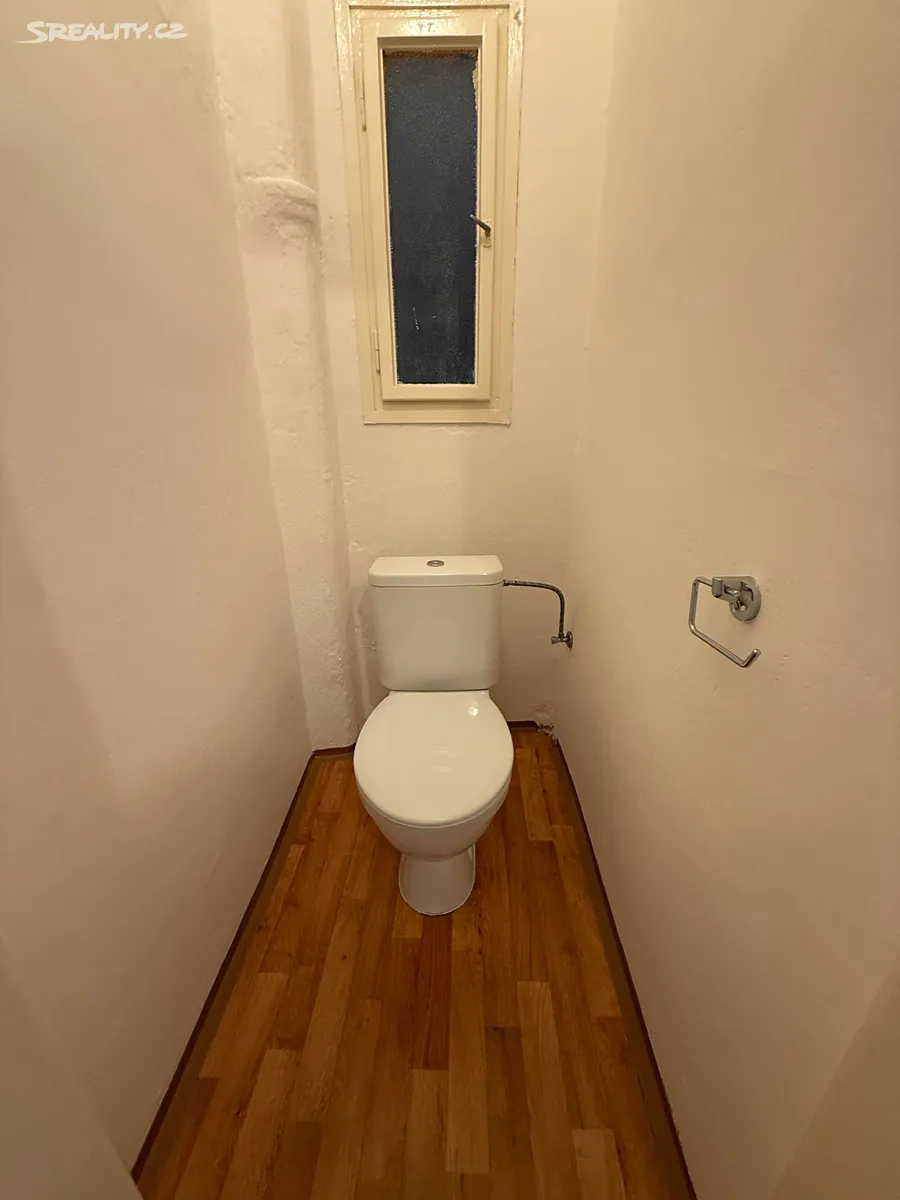 Pronájem bytu 1+kk 30 m² – pohled 6
