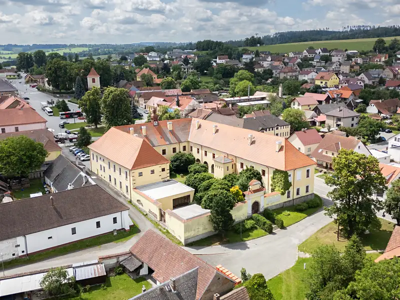 Prodej památky 1672 m², pozemek 2751 m², Čechtice – náhled fotky 2