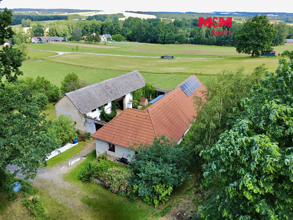 Prodej chalupy 96 m², pozemek 37992 m²