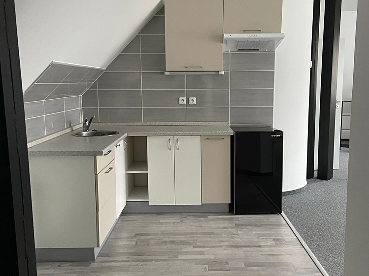 Gewerbefläche zur Miete, 100 m² (4 von 18)