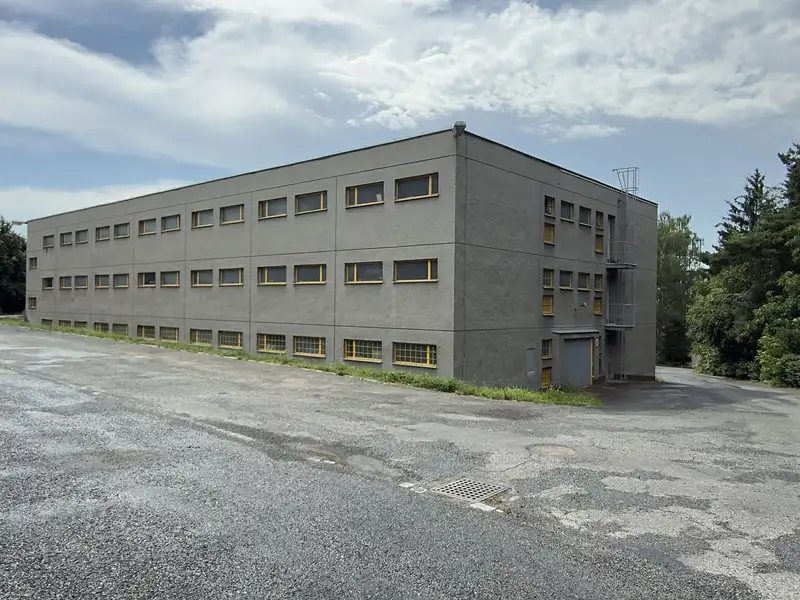 Prodej garáže 13 m², Plzeň – náhled fotky 1