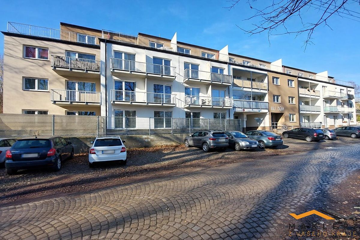 Pronájem bytu 1+kk 32 m² – fotografie 4