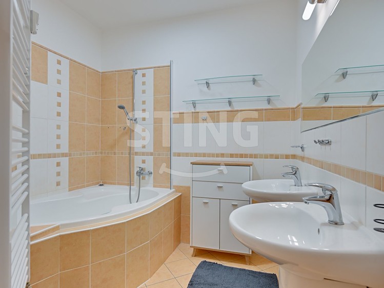 Квартира 4+kk на продаж, 100 м² (16 з 34)