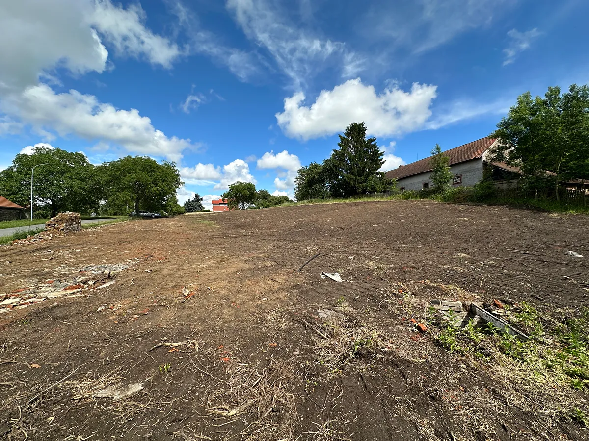 Prodej stavebního pozemku 4900 m²