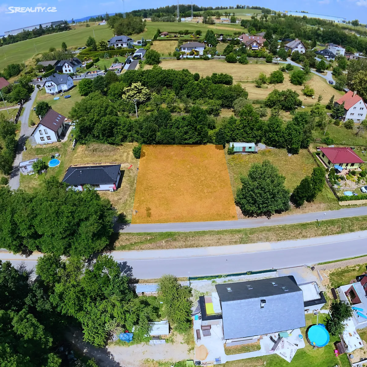 Prodej stavebního pozemku 889 m², Ostředek