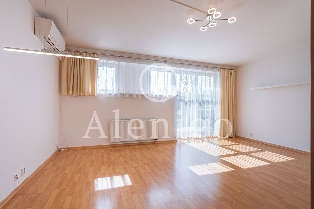 Prodej bytu 3+kk 72 m²