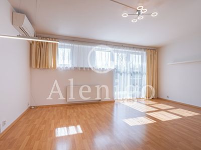 Prodej bytu 3+kk 72 m²