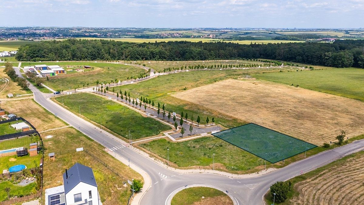 Prodej stavebního pozemku 1116 m², Vysoký Újezd – fotka 1 z 3