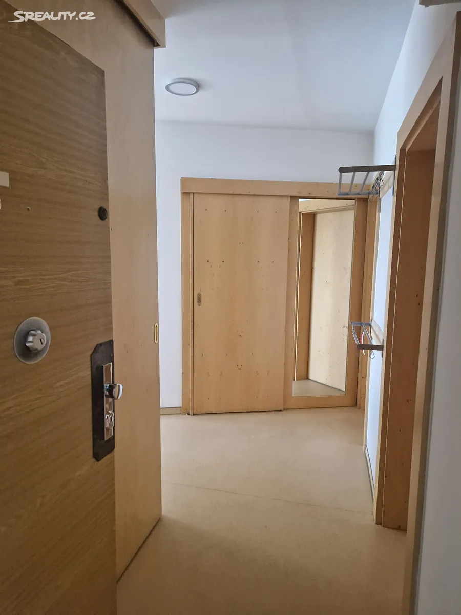 Pronájem bytu 3+kk 72 m² - Więcej