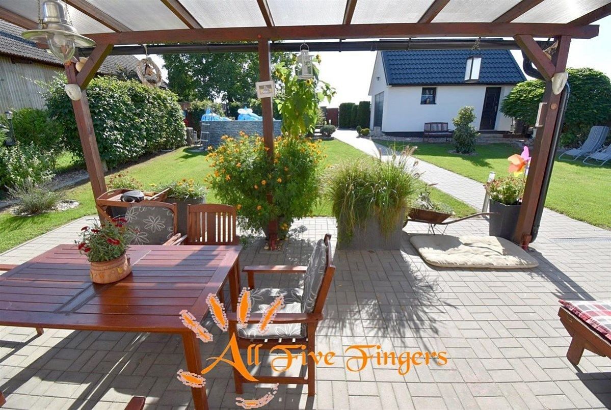 Prodej rodinného domu 135 m², pozemek 769 m² – fotografie 2