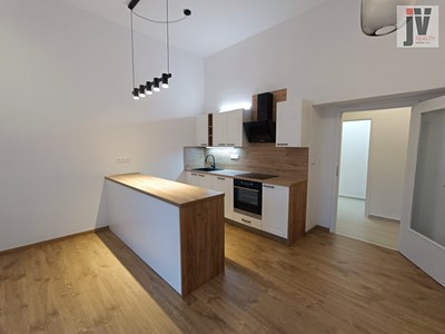 Pronájem bytu 2+kk 60 m²