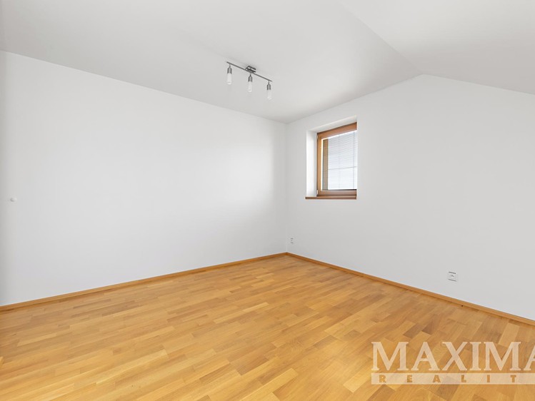 Будинок на продаж, 178 м² (15 з 27)