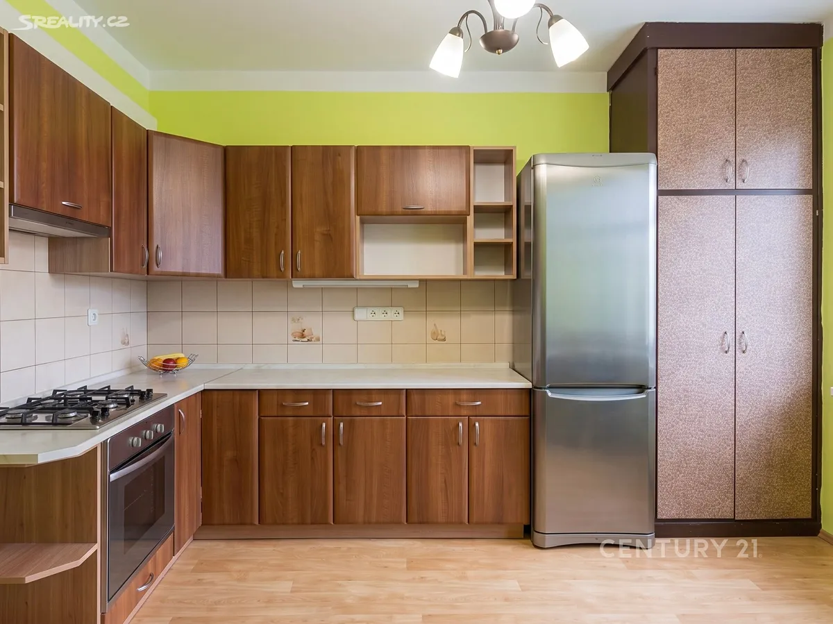 Pronájem bytu 2+1 67 m², Hulín