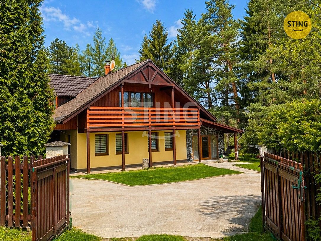 Prodej rodinného domu 197 m², pozemek 4419 m² – fotografie 2