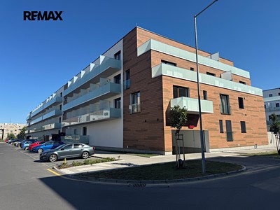 Pronájem bytu 1+kk 38 m²