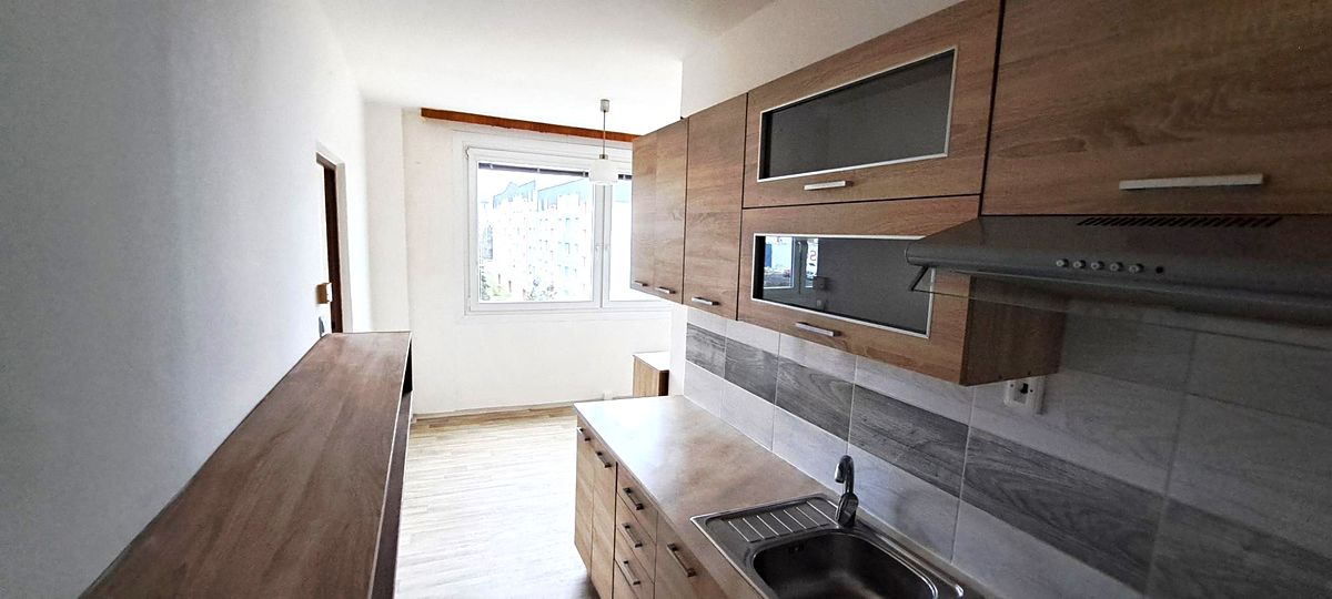 Pronájem bytu 3+1 65 m² – fotografie 4