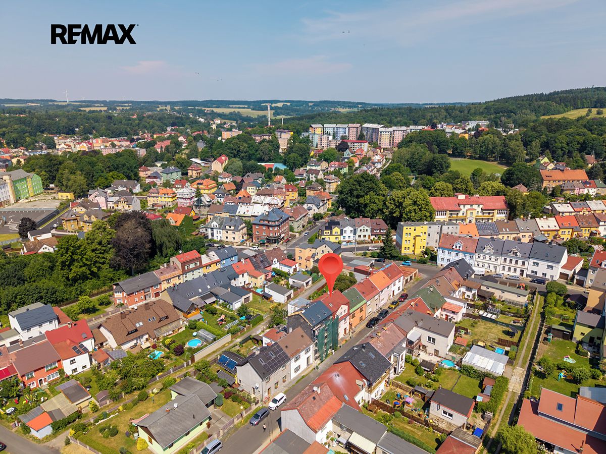 Prodej rodinného domu 246 m², pozemek 172 m²