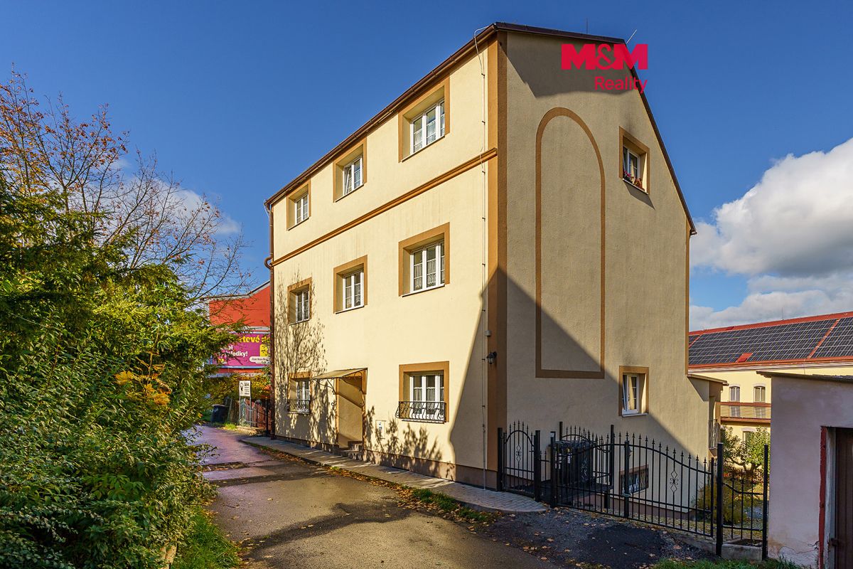 Prodej činžovního domu 402 m²