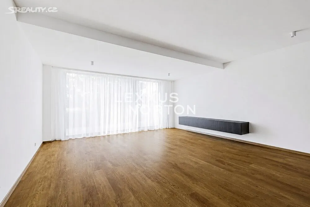 Pronájem rodinného domu 186 m², pozemek 156 m² – pohled 4