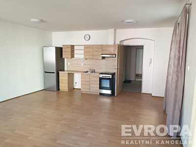 Pronájem bytu 1+kk 39 m²