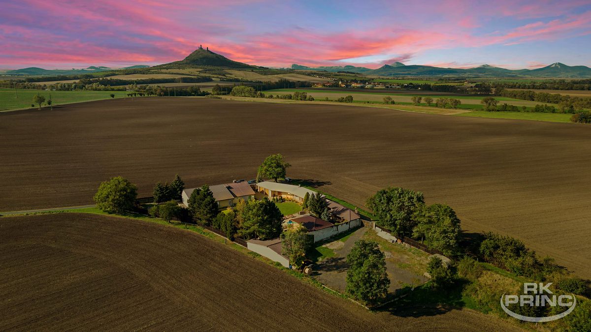 Prodej komerční nemovitosti 4108 m²