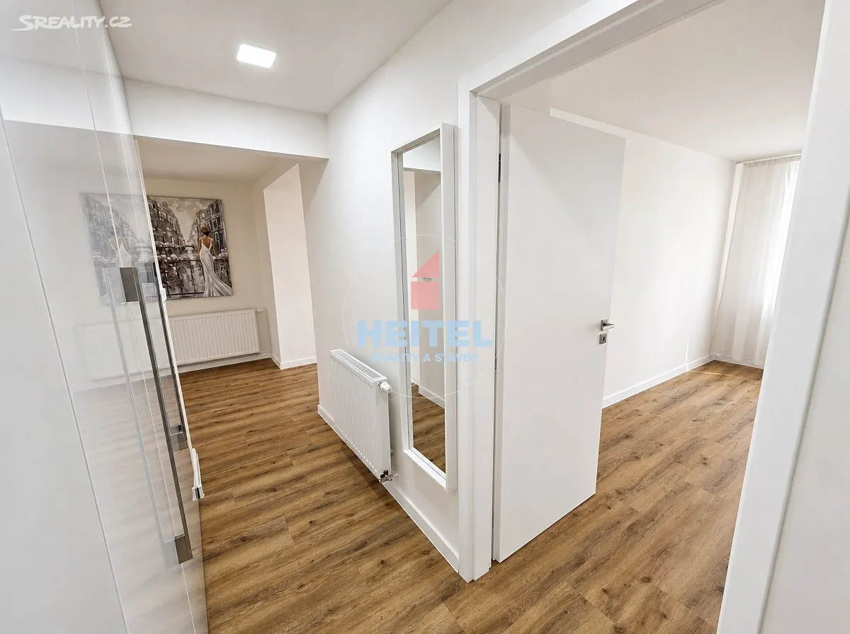 Prodej bytu 2+kk 52 m² – pohled 5