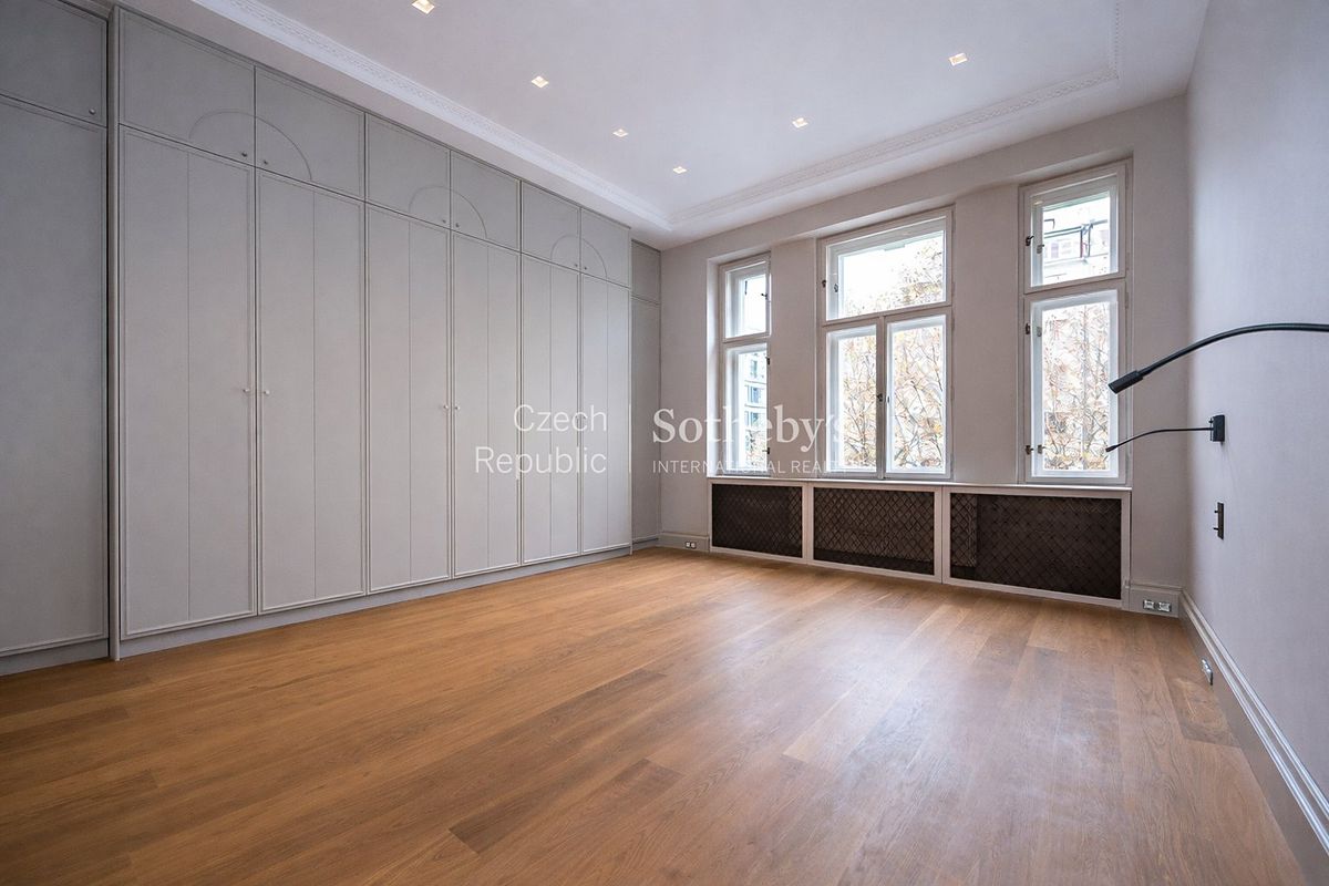 Prodej bytu 5+1 200 m²