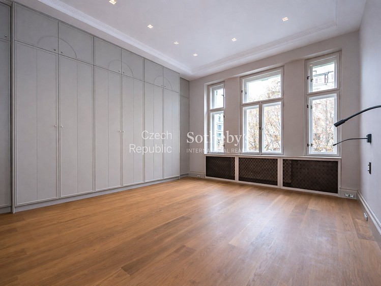 Prodej bytu 5+1, 200 m² (1 z 15)