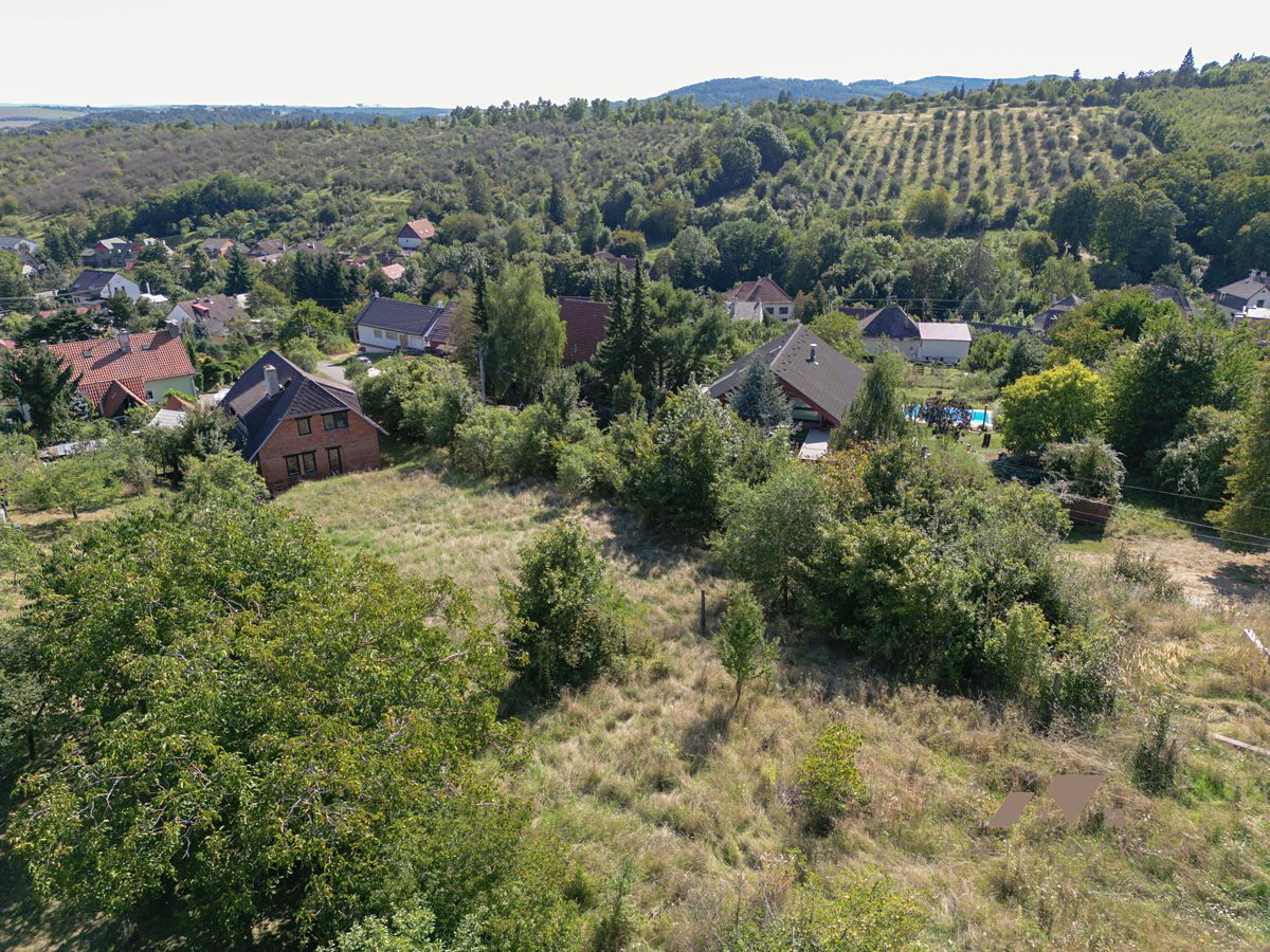 Prodej stavebního pozemku 1217 m² – fotografie 3