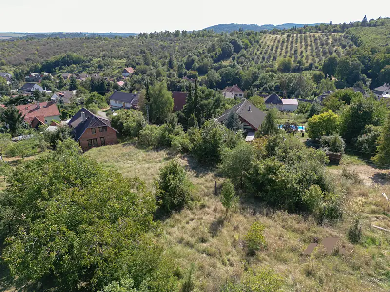 Prodej stavebního pozemku 1217 m², Buchlovice – náhled fotky 3