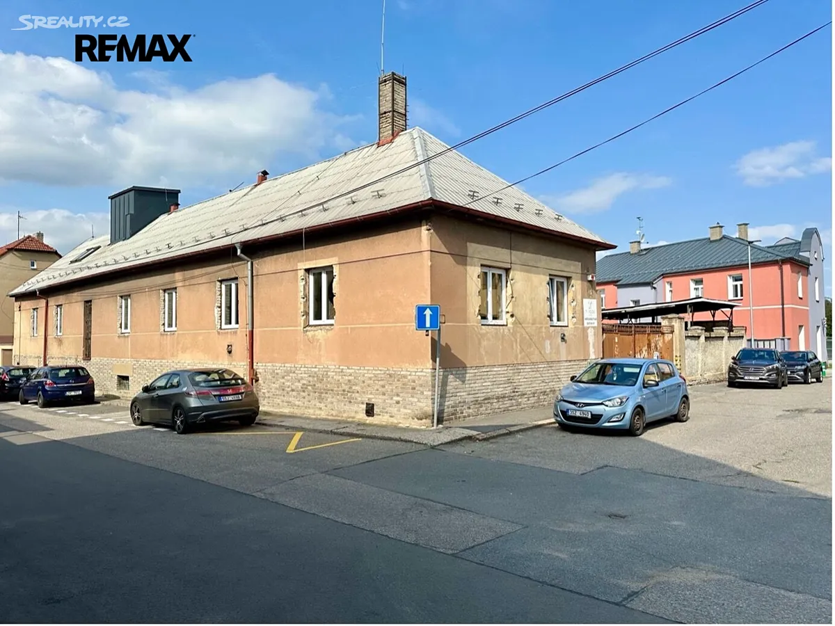 Pronájem obchodního prostoru 400 m², Kladno