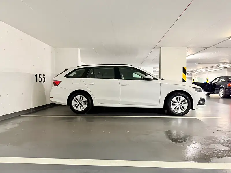 Prodej garážového stání 13 m², Praha – náhled fotky 2
