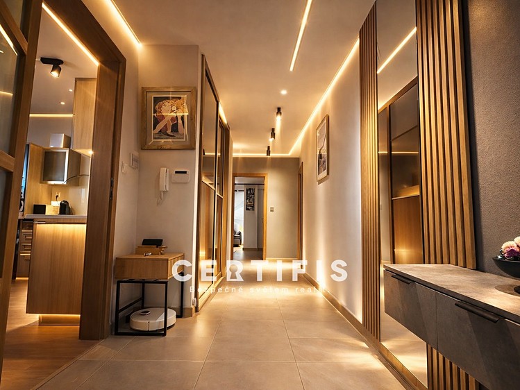 Квартира 3+kk на продаж, 98 м² (9 з 13)