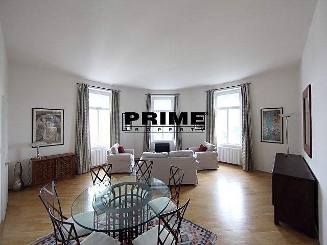 Pronájem bytu 3+kk 83 m²
