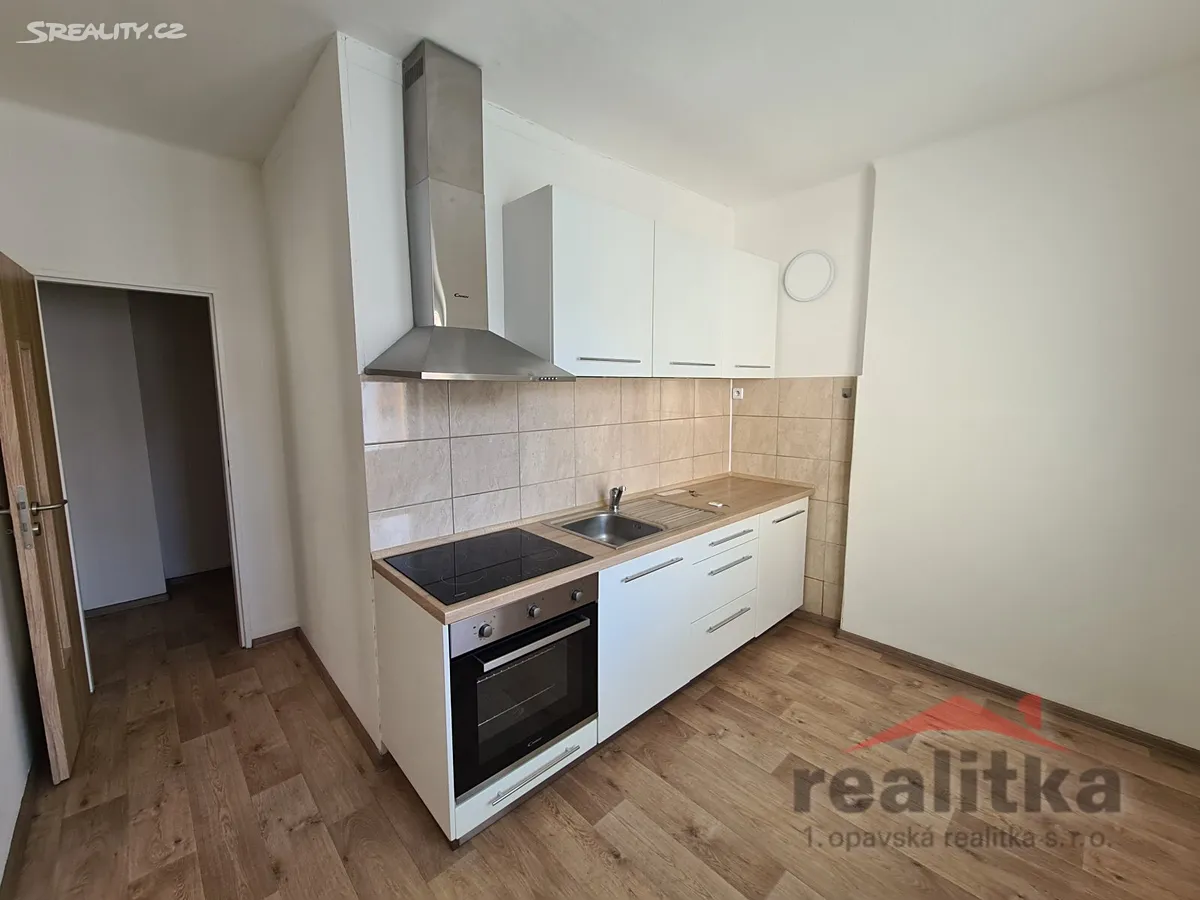 Pronájem bytu 2+1 56 m², Opava