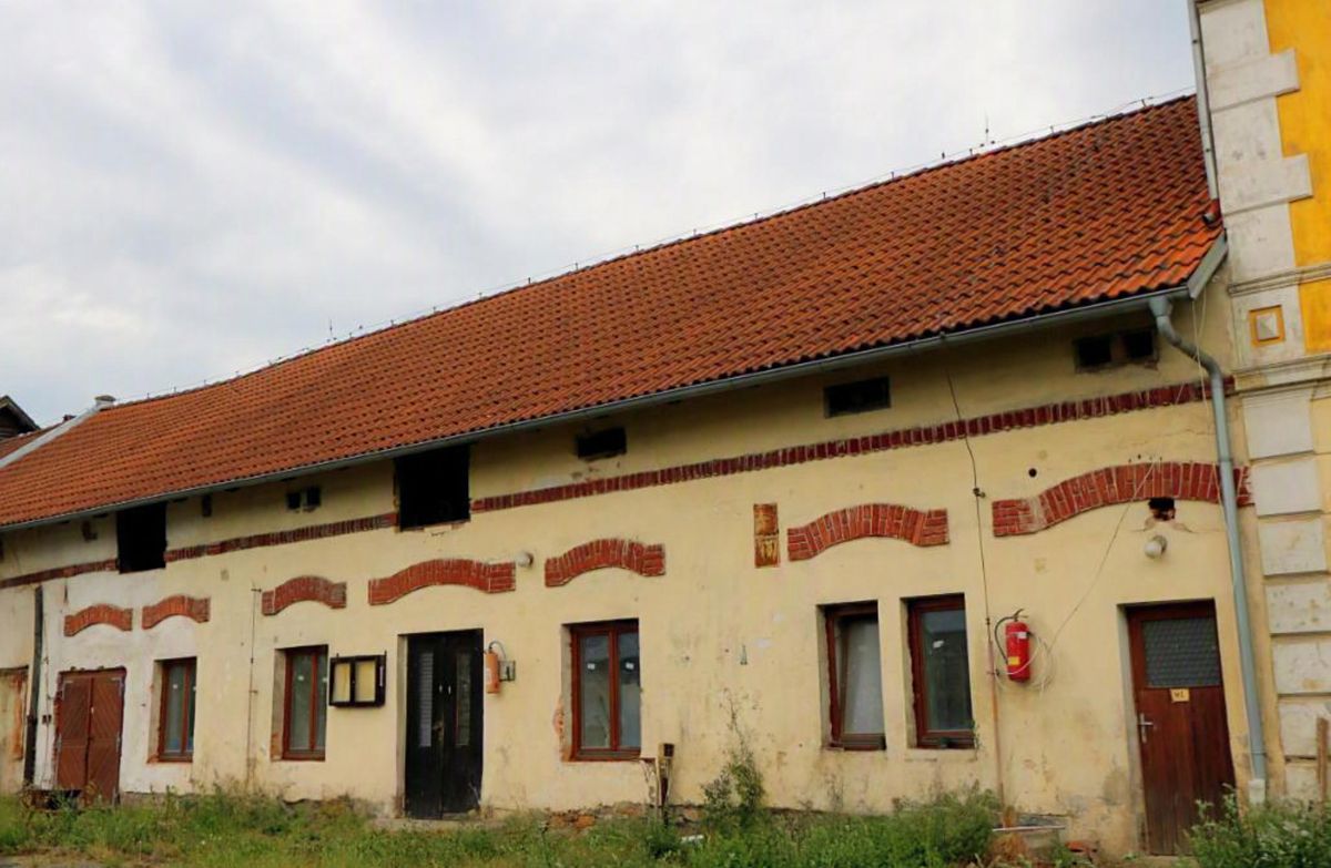 Prodej zemědělské usedlosti 900 m², pozemek 2103 m² – fotografie 3