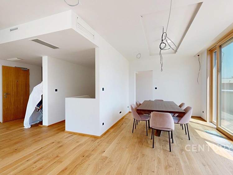 Prodej bytu 5+kk, 236 m² (28 z 35)
