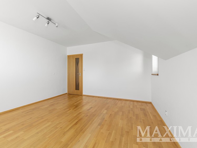 Будинок на продаж, 178 м² (17 з 27)