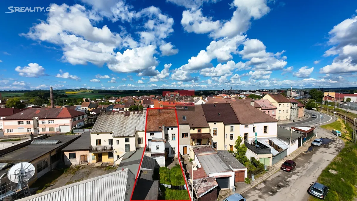 Prodej rodinného domu 190 m², pozemek 243 m² – pohled 2