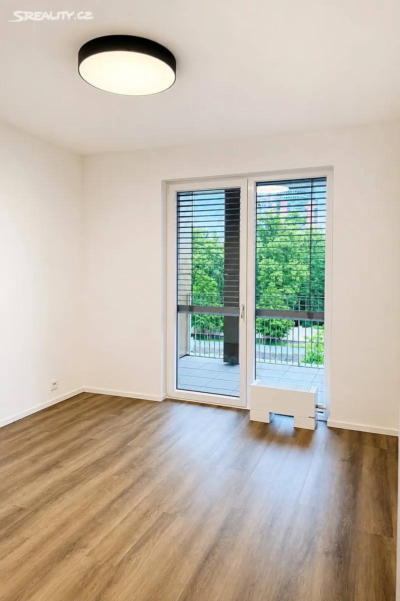 Pronájem bytu 2+kk 103 m² – pohled 5