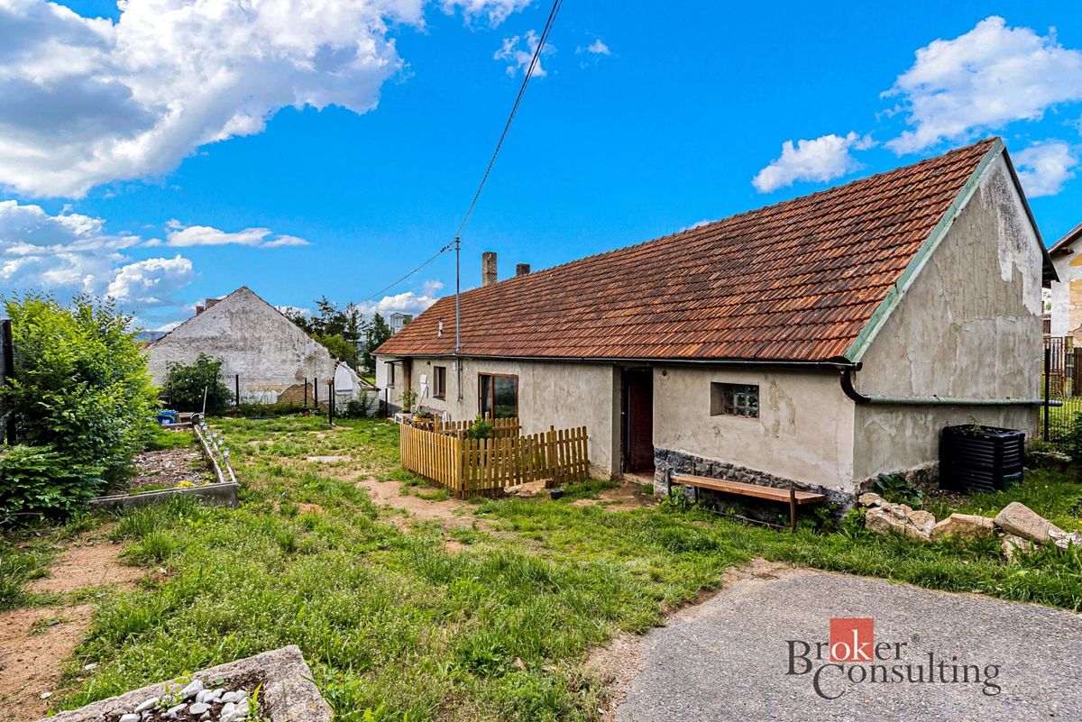 Prodej rodinného domu 164 m², pozemek 438 m²